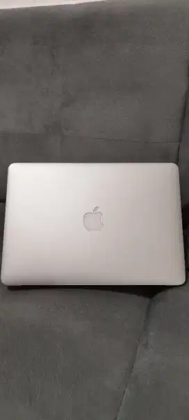Macbook Air 2017 Core i5 8/256Gb