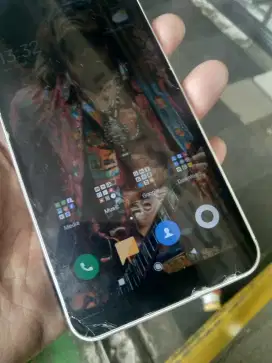Redmi 5 Plus Ram 3 / 32gb
