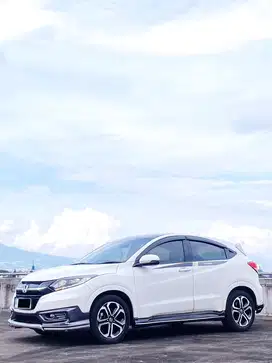 DP 15jt || HRV 1.8 CVT PRESTIGE 2016