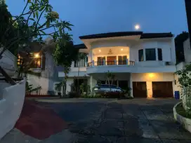 Sewa Rumah Megah Ampera 5 KT Pool Lt1000 Lb1209 bisa kantor 15 Mobil