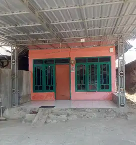 Rumah Kelurahan Sebandung Kecamatan Sukorejo Kabupaten Pasuruan