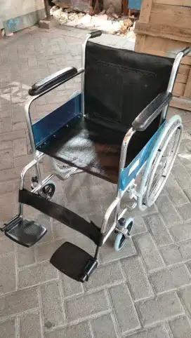 Kursi Roda second bagus normal