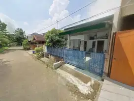 Rumah Hadap Taman di Perumahan Taman Kota Bekasi Timur Harga Nego