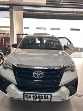 Jual Mobil fortuner matic 2018