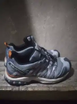Sepatu salamon  no minus