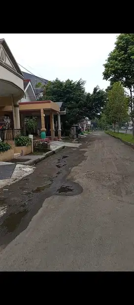 DIJUAL RUMAH KOSAN STRATEGIS DI LIPPO CIKARANG BEKASI