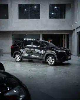 Kijang Innova Zenix V Hybrid RSE 2024 Black hitam Zenix 2023 type v bu