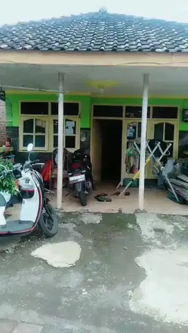 Rumah Kelurahan Sebani Kecamatan Pandaan Kabupaten Pasuruan