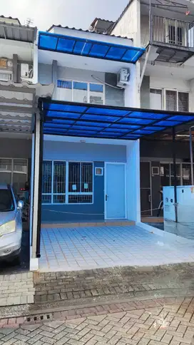 Flash Sale. Rumah bagus Residence One, Serpong