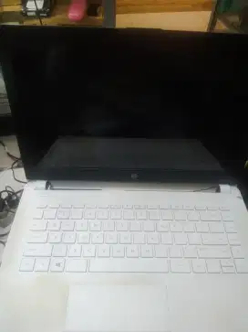 Laptop Hp 14-bs706TU