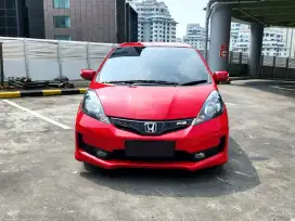 Honda Jazz RS 1.5 (ge8) matic tahun 2013 warna merah