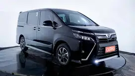 Toyota Voxy 2.0 AT 2019 Hitam