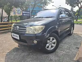 DP 5% Toyota Fortuner 2.5 G Solar-AT 2010 WLT
