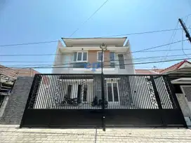 Rumah Minimalis 2 Lantai Sutorejo Prima