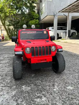 Dijual mobil jeep aki  anak