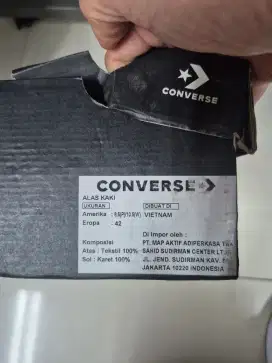 Sepatu converse
