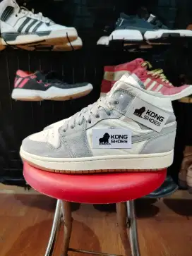 SEPATU AJE 1 MID SE COCONUT MILK