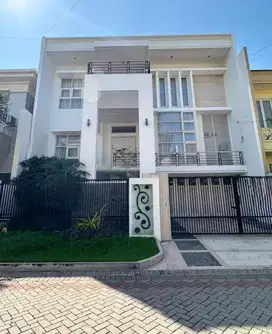 Premium Rumah Minimalis 2.5 Lt Araya Siap Pakai