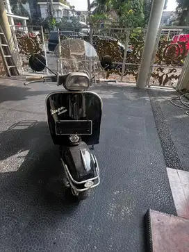 Dijual cepat Vespa supert tahun 1978 150cc