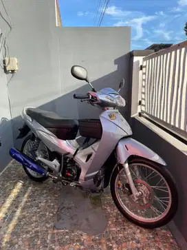 Honda karisma 2003 thailook wave 125i