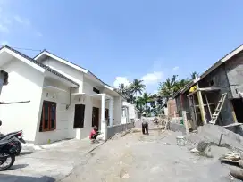 Baru siap huni 370jt jl Godean moyudan Sleman Jogja
