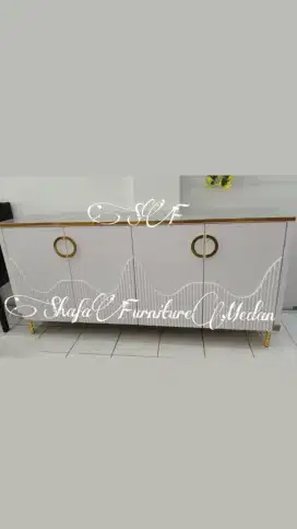 Meja konsul/buffet