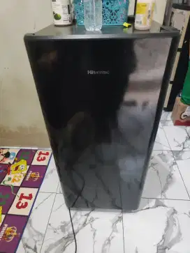 Kulkas Hisense model RR198D4IBN