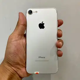 iPhone 7 128gb sinyal aman