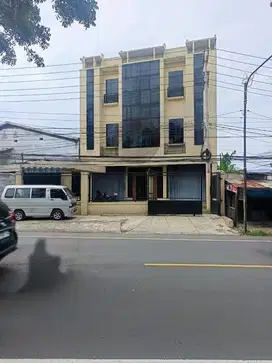 Ruko Jual 3 Lantai di Raya Cianjur Bandung, Karang Tengah Jawa Barat