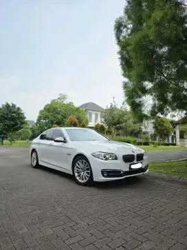 BMW 528i F10 Luxury 2014