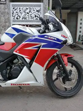 Jual cepet istimewa original CBR 150 2015