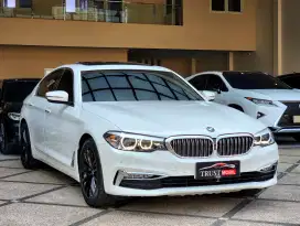 KM 30 RB ANTIK!! BMW 530I G30 LUXURY SUNROOF PK 2018 ALPINE WHITE