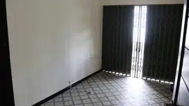 RUMAH 2 LANTAI DALAM PERUMAHAN DI KALASAN, SLEMAN