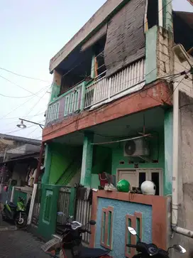 Rare Deal Rumah 2 Tingkat Kontrakan Lantai Bawah