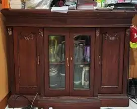 BUFFET TEMPAT PENYIMPANAN ALAT MAKAN