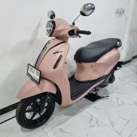 Yamaha Grand Filano 125 Keyless 2024 / 2025 bln 12 Gress mulus