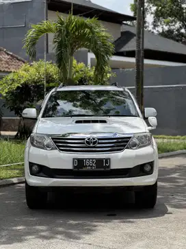 TDP 30jt || Toyota Fortuner G VNT 2.5 Diesel Matic Tahun 2013
