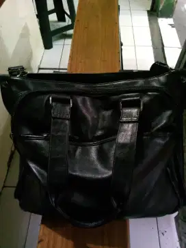 Tas laptop bahan kulit