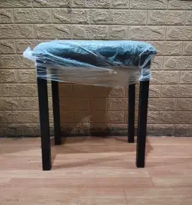 Kursi piano/ keyboard bahan dari besi