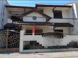 Jual Rumah cocok untuk usaha KOS di area Mulyosari, Surabaya