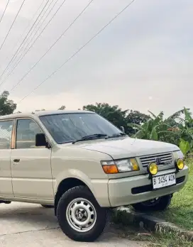 Kijang lgx 1999