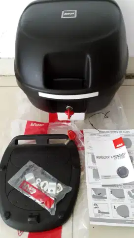 GIVI Box E26N. NOS