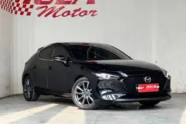 MAZDA 3 HATCHBACK A/T 2021