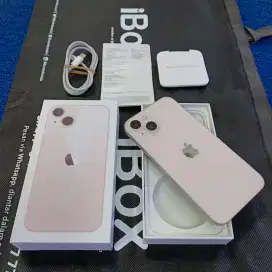 iPhone 13 128gb Pink warna langka mulus like new Ex grs resmi iBox
