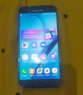 Samsung Galaxy S7 warna black