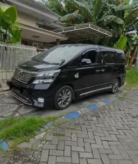 DIJUAL MOBIL MEWAH HARGA MURAH VELLFIRE 2.4 AT 2009