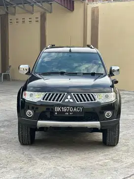 Mitsubishi pajero exceed at matic 2011