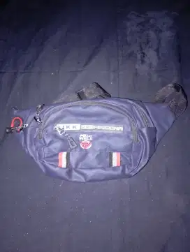 Tas Waist Bag Pollo Well Warna Biru Tua 4 Kantong Kondisi Baru Murah