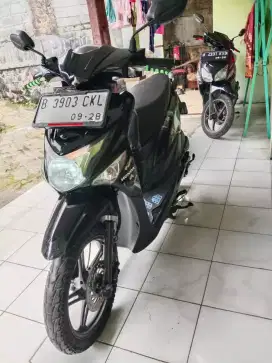 Honda beat pop 2018