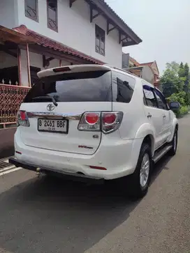 Toyota Fortuner G Vnt Turbo metic Tahun 2013 putih nopol ganjil